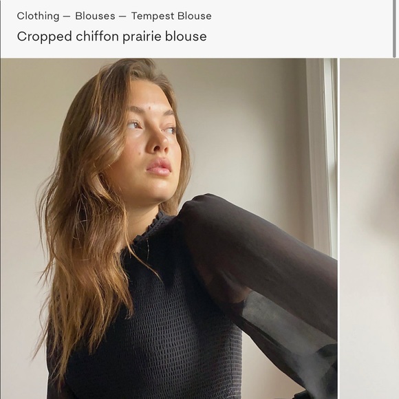 Aritzia Wilfred Tempest Blouse in XS - Picture 2 of 3